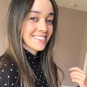 Meet your Posher, Priscila